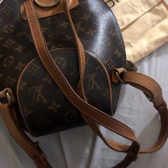 Authentic Louis Vuitton - Picture 4 of 10